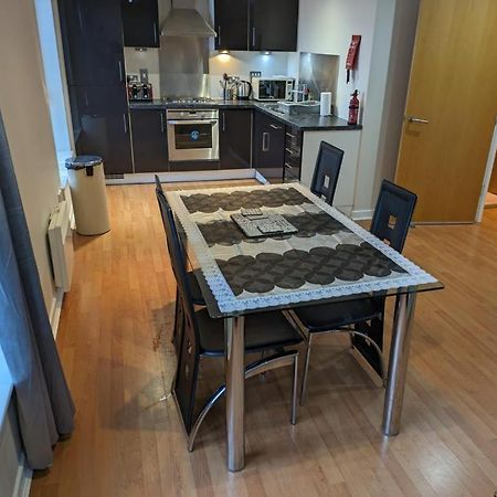 Modern 2 Bed Apartment With Stunning Seaside View Edimburgo Esterno foto